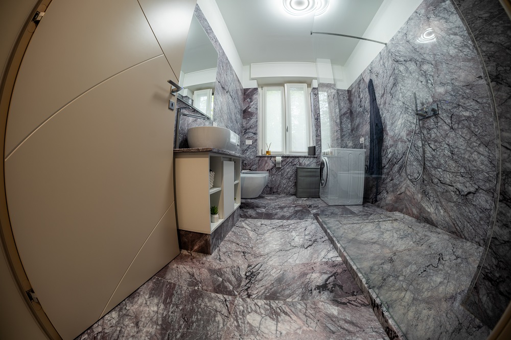 Progetto Bagno in Marmo Lillac: raffinatezza e benessere